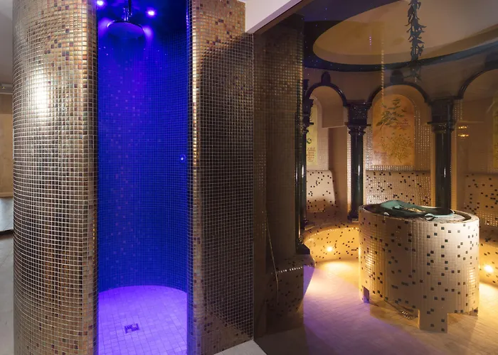 Hotel Chateau Monty 4*