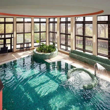 Chateau Monty 4*