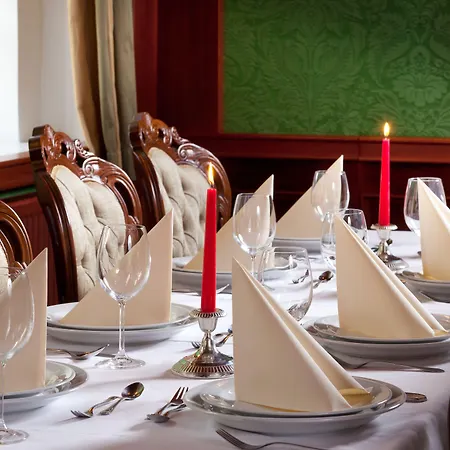Chateau Monty 4* 마리안스케 라즈네