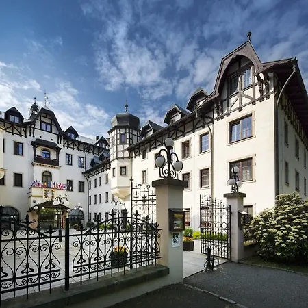 Chateau Monty