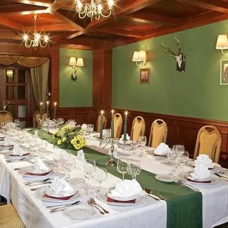 Hotel Chateau Monty 4*