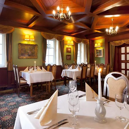 Chateau Monty