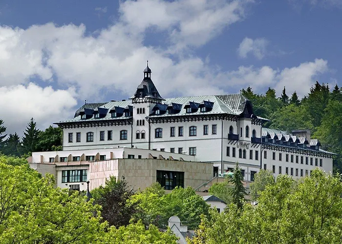 Chateau Monty ホテル